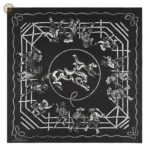 Accessoire de mode western, bandana motif rodéo en tissu léger