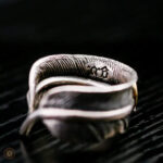 Bijoux western : bague en argent au look cowboy stylé