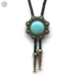 Bolo tie avec pierre bleue élégante