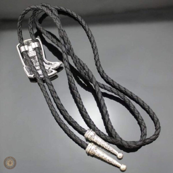 Bolo Tie unique pour un look inspiré du Far West