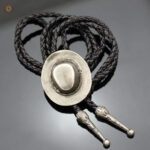 Bolo tie élégant, parfait pour un look décontracté
