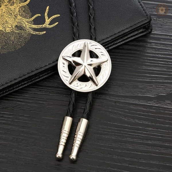 Accessoire de mode bolo tie, style étoile distinctif