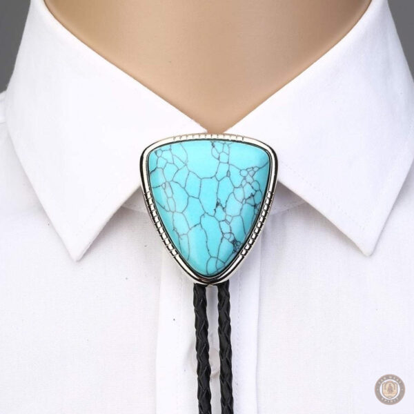 Bolo tie turquoise, parfait pour un look authentique