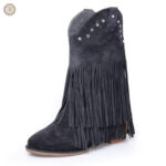 Bottes en daim pour un style cowboy féminin