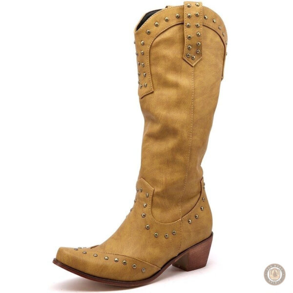 Bottes marron style cowboy pour un look western féminin