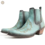 Chic et confort : bottes turquoise pour un style western