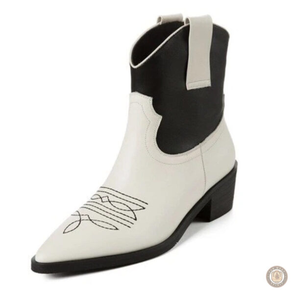 Bottes femme au design python élégant et tendance