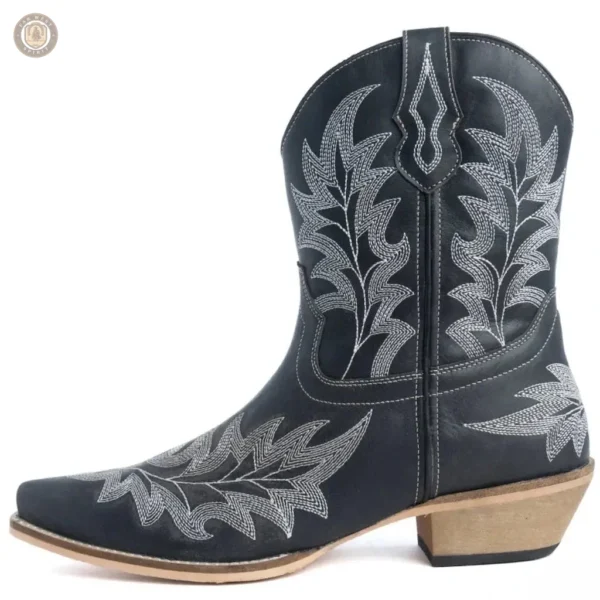 Bottines western pour femme, parfaites pour toutes occasions