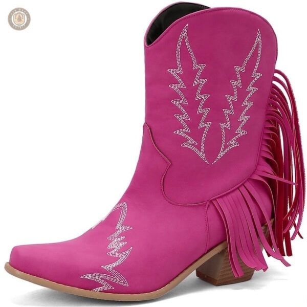 Bottines rouge à talon, parfaite pour un look western féminin