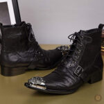 Chaussures de style cowboy avec lacets