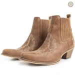 Bottines à talon pour un look cowboy chic