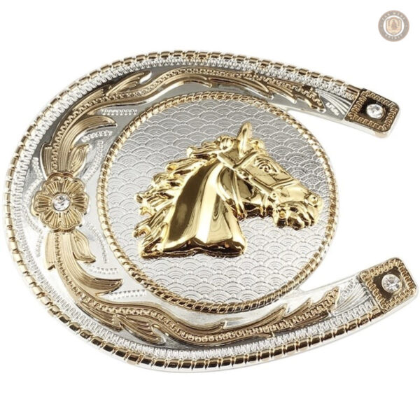 Boucle de ceinture dorée style cowboy