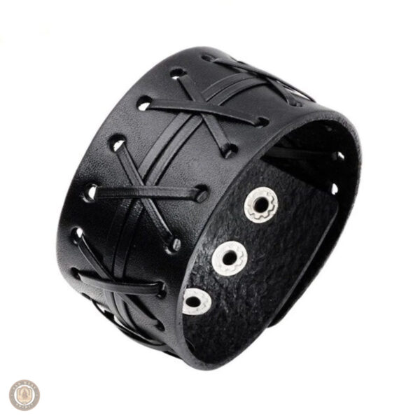 Accessoire western en cuir, design authentique et tendance