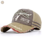 Accessoire mode en forme de casquette, style cowboy original