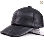 Casquette cowboy féminine avec bord large et design élégant