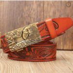 Accessoire féminin en cuir pour un style western authentique