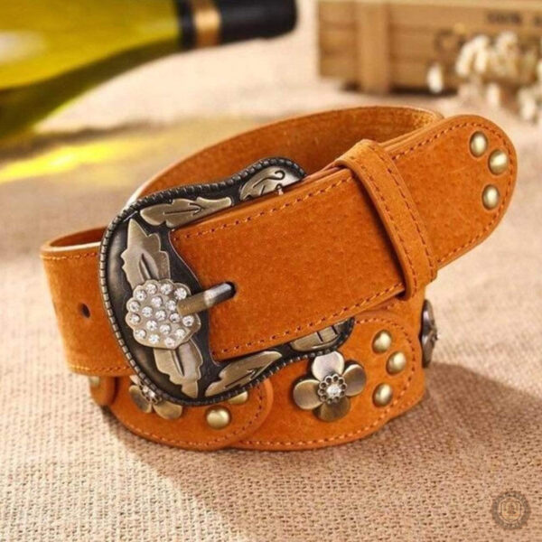 Boucle élégante sur ceinture western pour femme