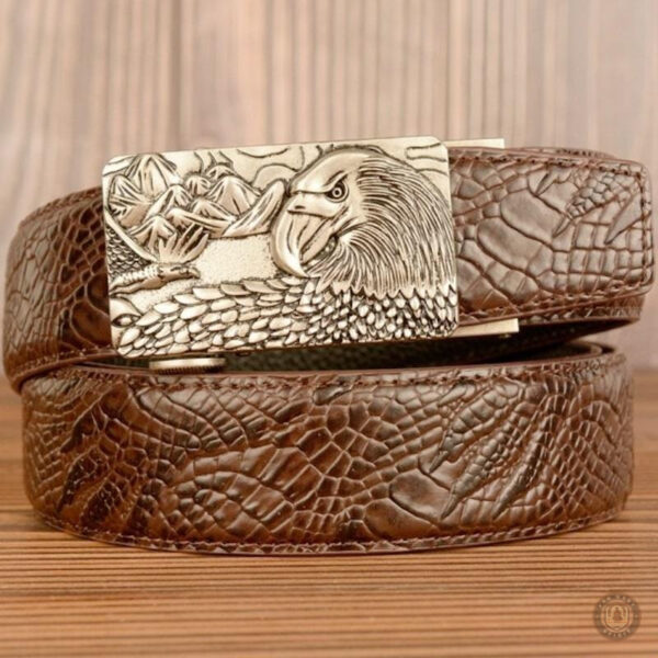 Boucle ornée sur ceinture homme en style western