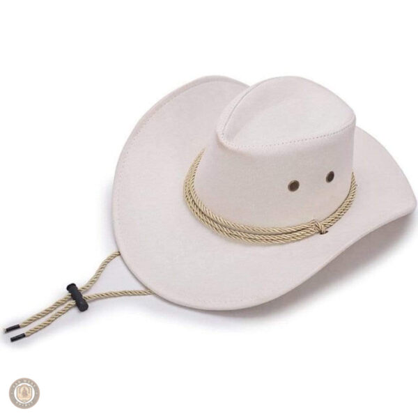 Accessoire de mode western en coloris blanc, un incontournable