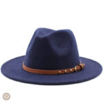 Accessoire de mode cowboy avec bord plat distinctif