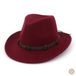 Chapeau de cowboy bordeaux élégant et stylé