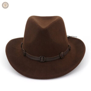 Chapeau bordeaux pour un look western unique