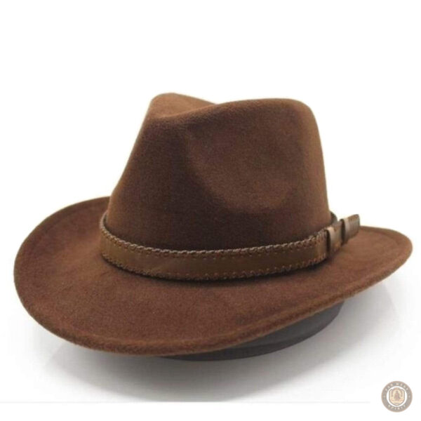 Chapeau cowboy stylé pour un look country authentique