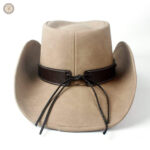 Accessoire de mode western, chapeau en cuir robuste