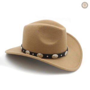 Chapeau en feutre beige, accessoire tendance pour cowboy