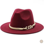 Chapeau de cowboy blanc pour une touche western chic