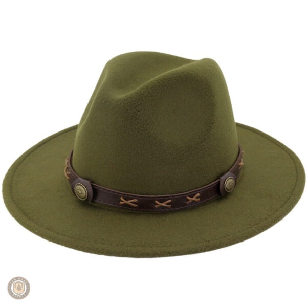 Élégant chapeau en feutre marron, essentiel pour les amateurs de western