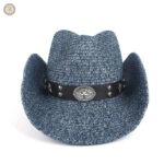Chapeau en paille pour un look décontracté et authentique
