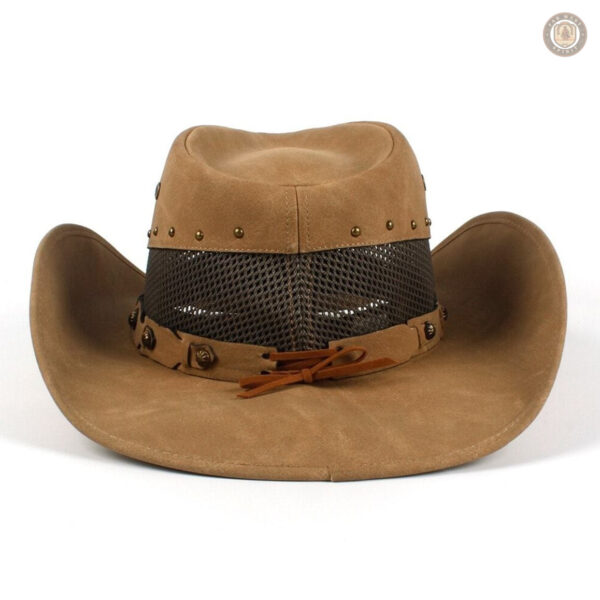 Chapeau de cowboy avec style, idéal pour les excursions en plein air