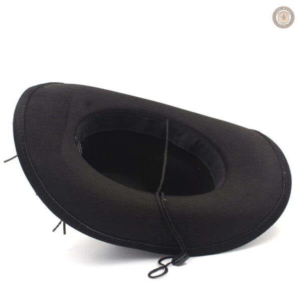 Accessoire western noir, parfait pour les amateurs de country