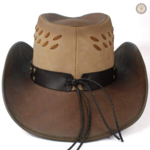 Chapeau en cuir robuste, parfait pour compléter un look cowboy