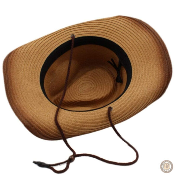 Chapeau de cowboy féminin, parfait pour les aventures outdoor