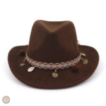 Chapeau de cowboy marron en style indien