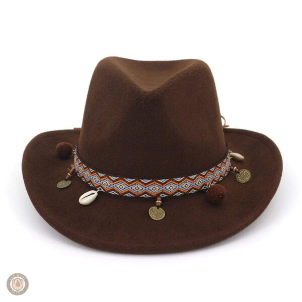 Chapeau de cowboy marron en style indien