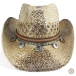 Chapeau en paille, look cowboy, accessoire de mode western