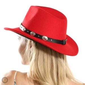 Accessoire de cowboy rouge, parfait pour vos aventures en plein air