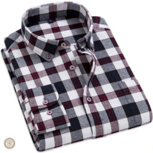 Chemise à motifs, parfaite pour une tenue décontractée