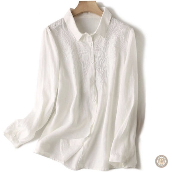 Vêtements western femme avec motifs floraux élégants
