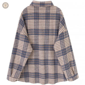 Chemise à carreaux pour un look western féminin élégant