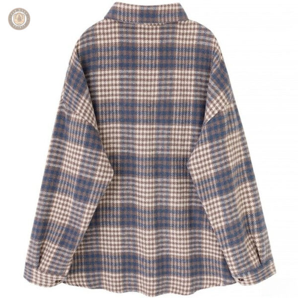 Chemise à carreaux pour un look western féminin élégant
