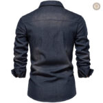 Chemise noire élégante, parfaite pour les amateurs de style western