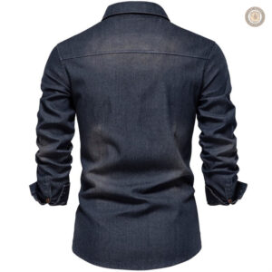 Chemise noire élégante, parfaite pour les amateurs de style western