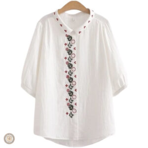 Vêtement féminin western, chemise courte avec design classique