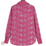 Chemise féminine rose avec motif western élégant
