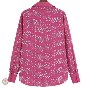 Chemise féminine rose avec motif western élégant