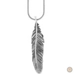 Collier en argent avec motif de plume
